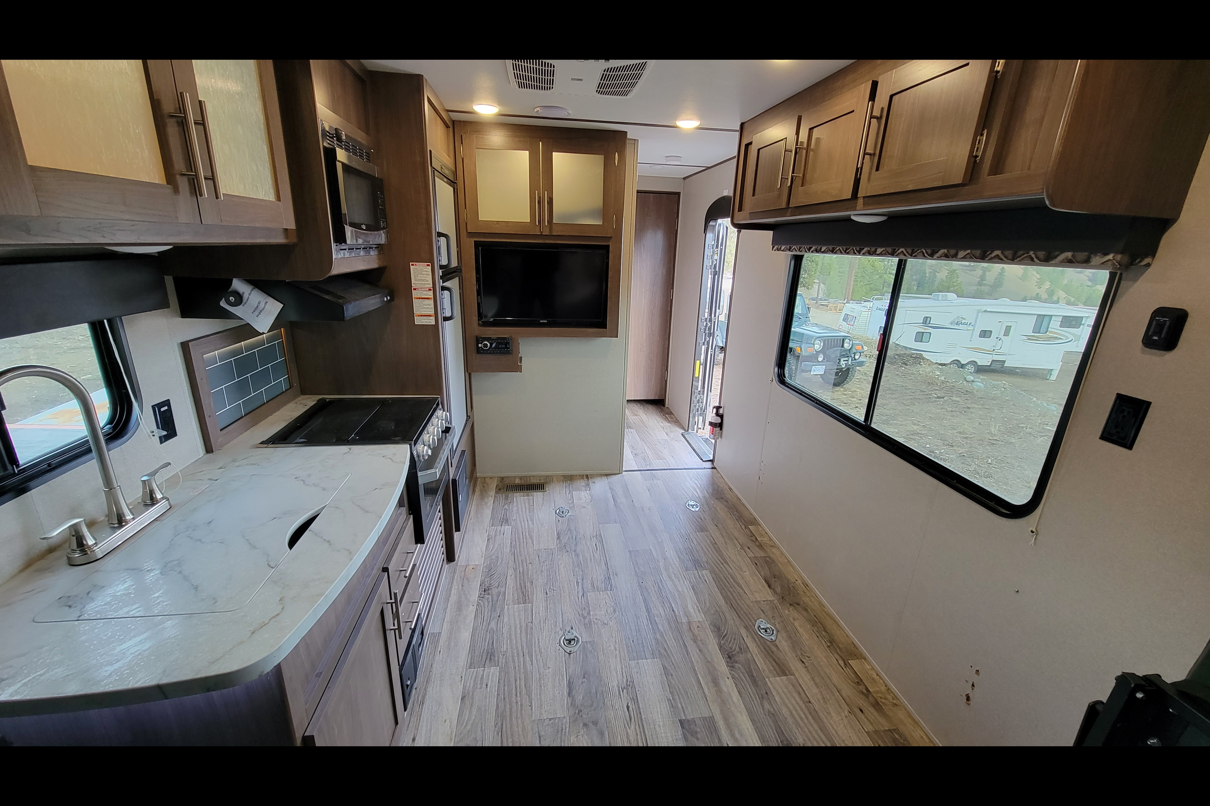 Keystone Hideout 25 Toy Hauler