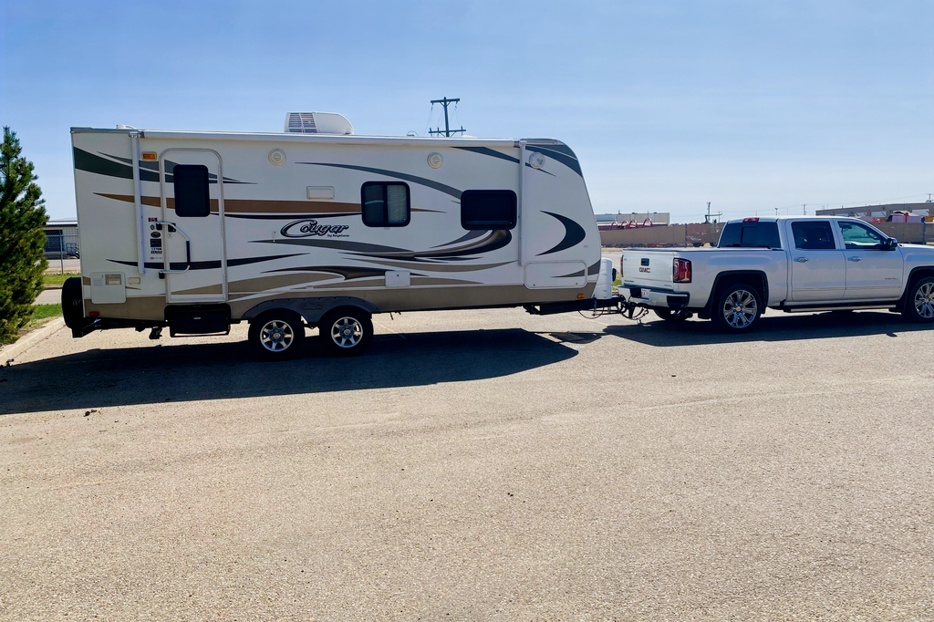 Family Friendly & Lightweight Keystone Cougar 21RBS Travel Trailer