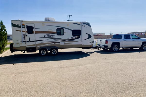 Family Friendly & Lightweight Keystone Cougar 21RBS Travel Trailer