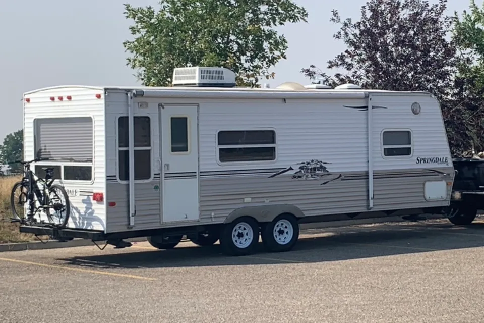 Napol's Springdale 256 RLL Travel Trailer