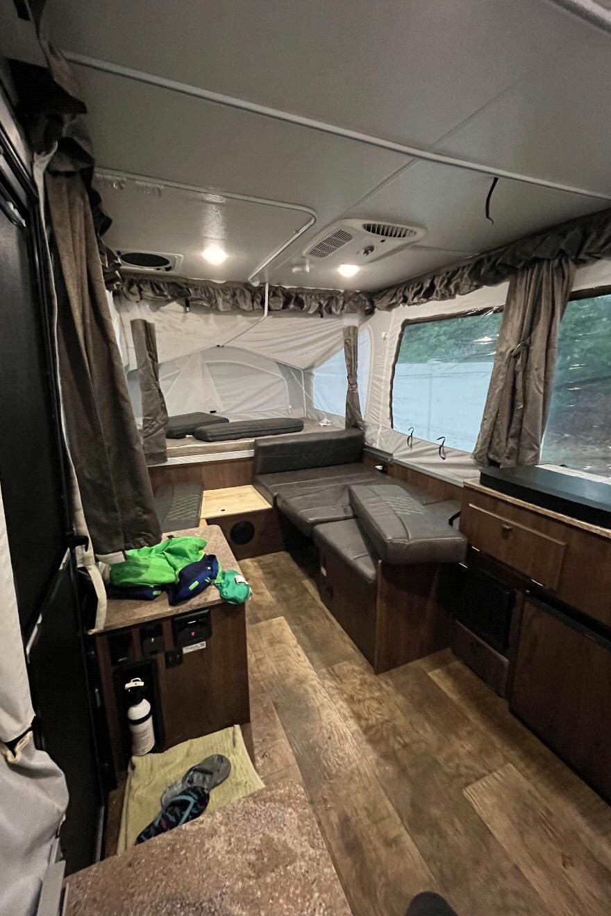 Forest River Rockwood freedom pop up camper