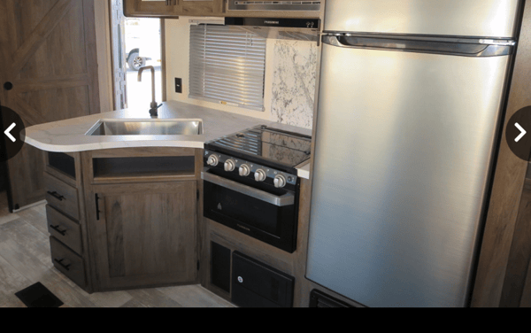 Christine's Prime Time Avenger Travel Trailer