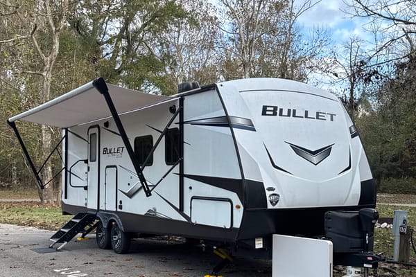 2022 Keystone Bullet 250BHS – Family-Friendly Bunkhouse Camper
