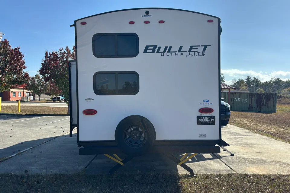 2022 Keystone Bullet 250BHS – Family-Friendly Bunkhouse Camper