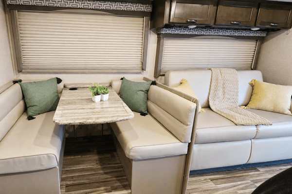 (#13) Lux Class A RV 31FT | Sleeps 8 | 2 Slide Outs | Burning Man | EDC
