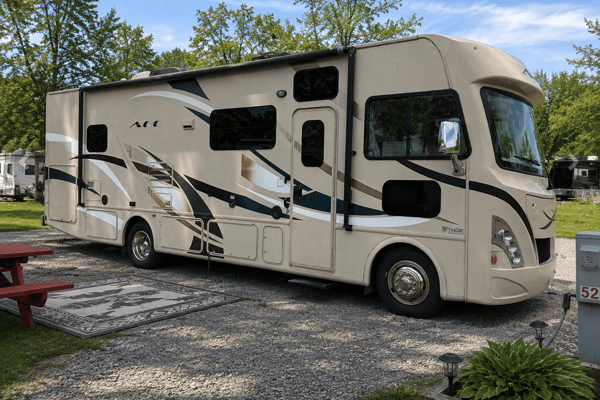 (#13) Lux Class A RV 31FT | Sleeps 8 | 2 Slide Outs | Burning Man | EDC