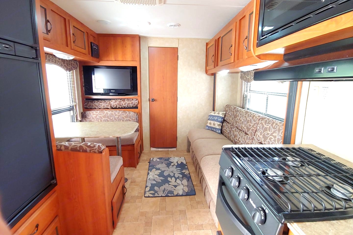Coachmen Catalina Travel Trailer