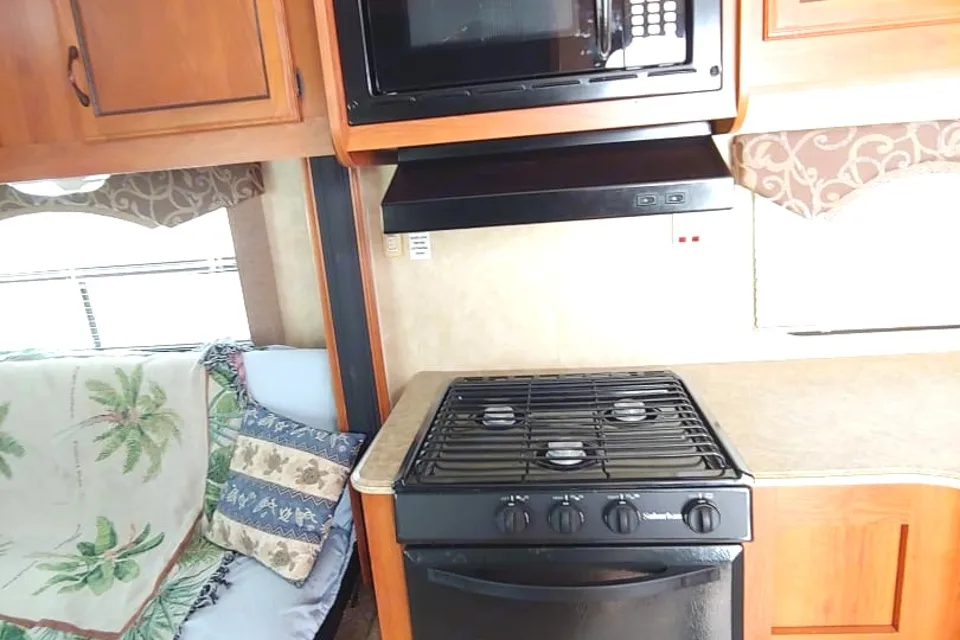 Coachmen Catalina Travel Trailer