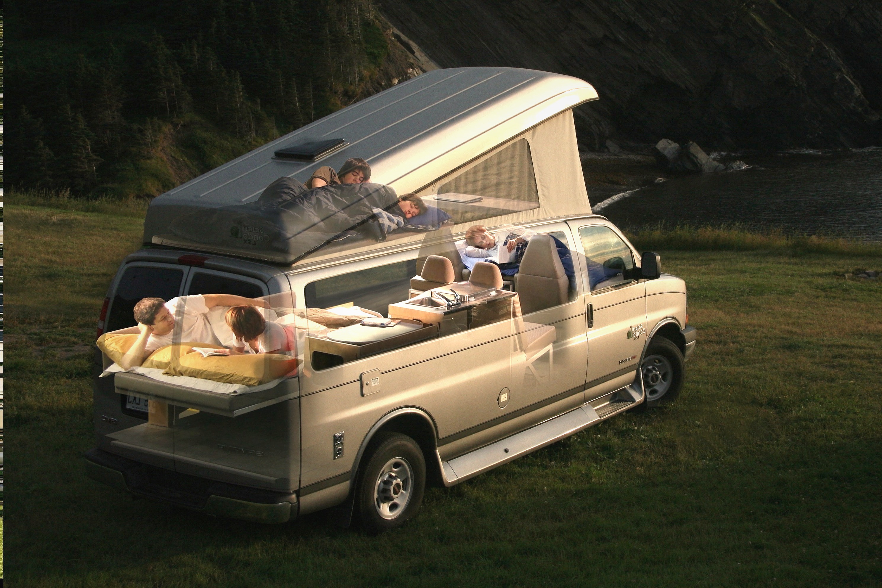 GMC SAVANA LSX SAFARI CONDO