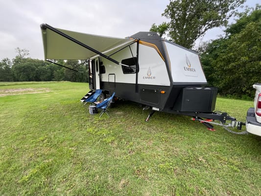 EMBER 201 fbq solarmax Travel Trailer