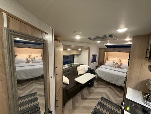 EMBER 201 fbq solarmax Travel Trailer