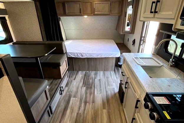 DISCOUNTED PRICE  ***SUV TOWABLE***  Open Range 180 BHS
