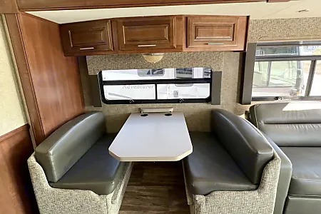 [24] Stress Free RVs - 2017 XL - Class A - Georgetown - Bunkhouse