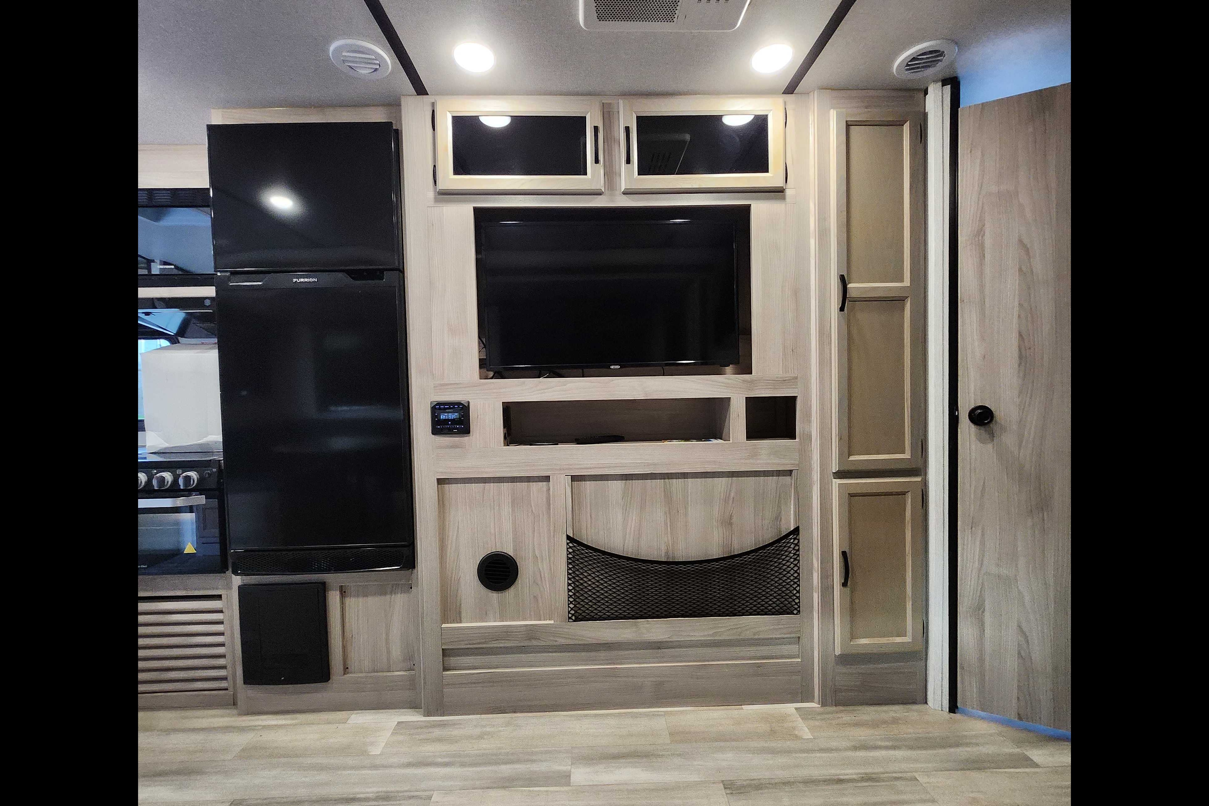 Davis Coachmen Travel Trailer