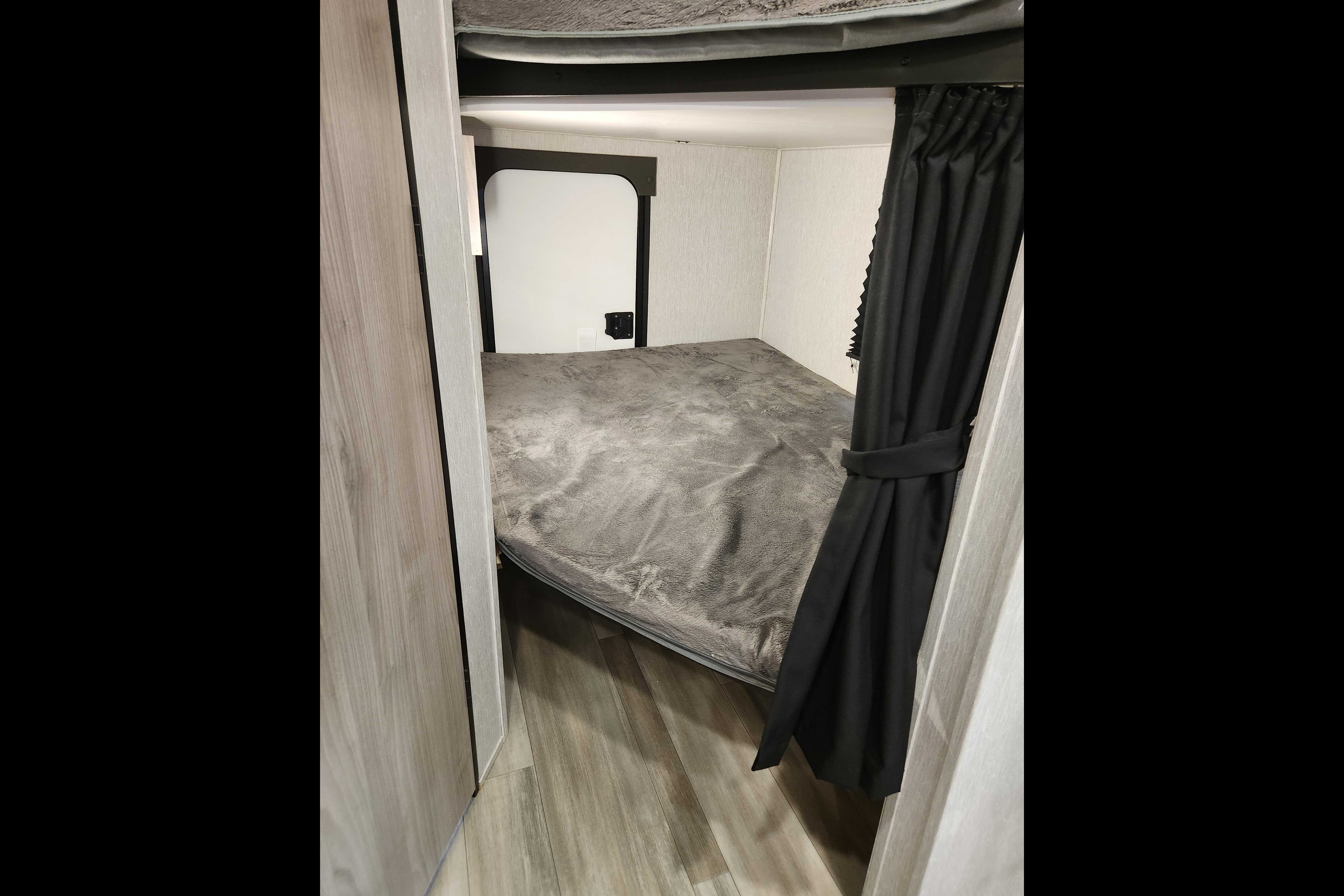 Davis Coachmen Travel Trailer