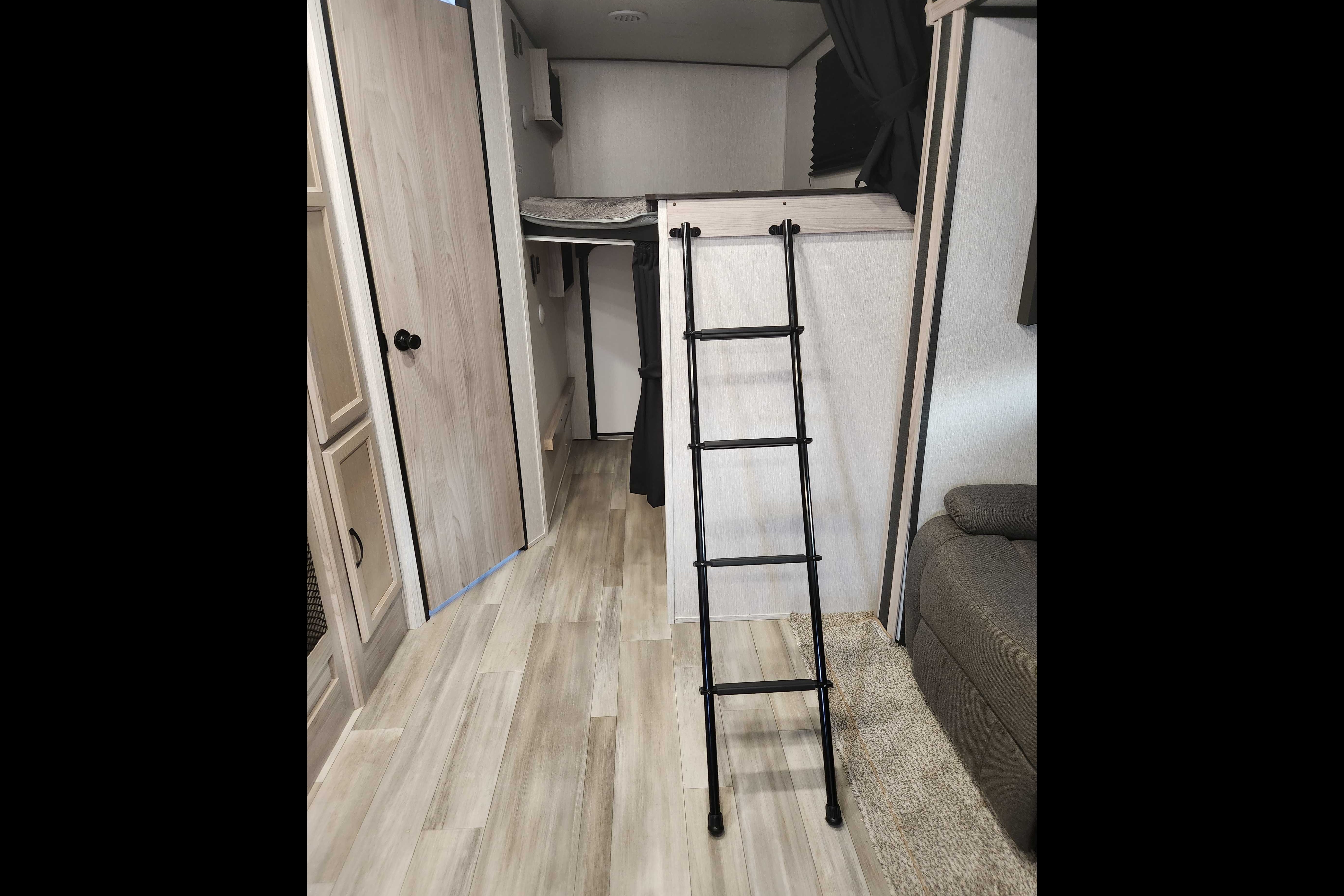 Davis Coachmen Travel Trailer