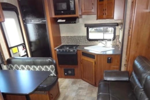 π¨π¦ Beautiful Jayco Whitehawk 24' Travel Trailer!