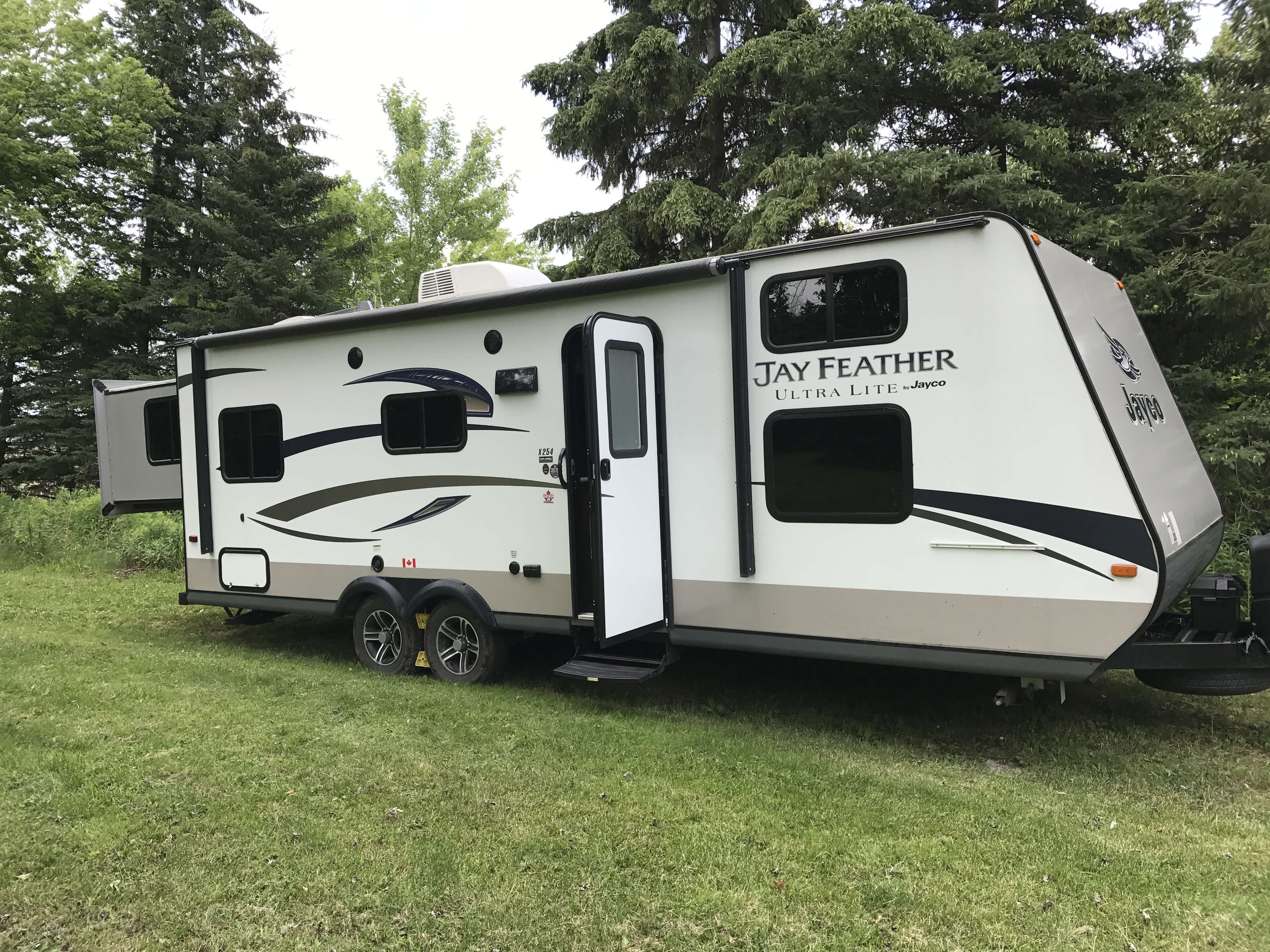 Jayco - Jay Feather Ultra Lite x254