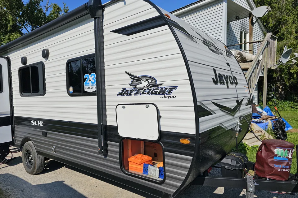 Easy trailer Jayco Jayflight 195Rb Travel Trailer