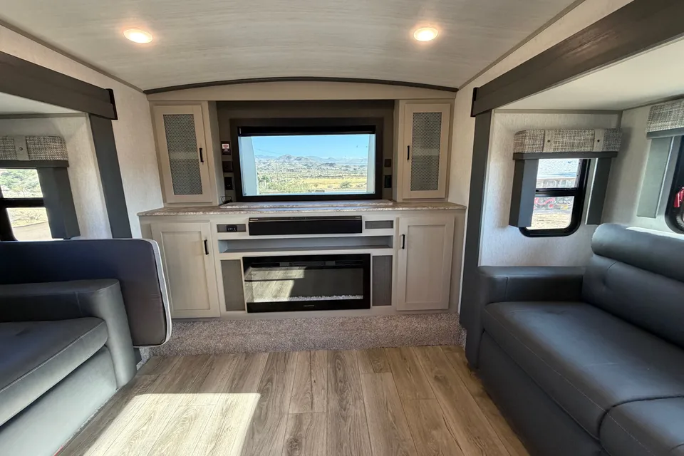 Brian's Forest River Hemisphere Fifth Wheel