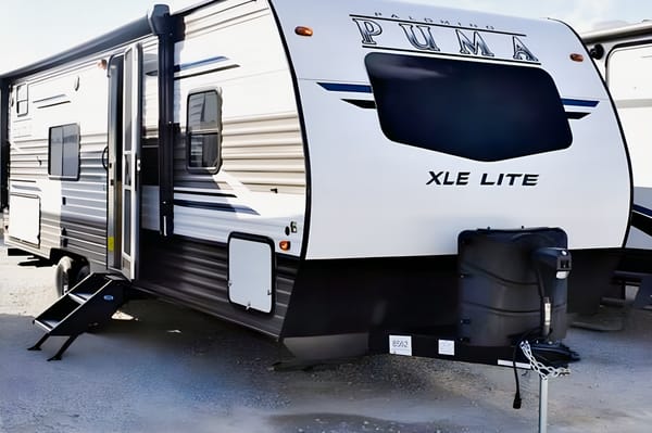 Goyan's Palomino puma xle lite Travel Trailer