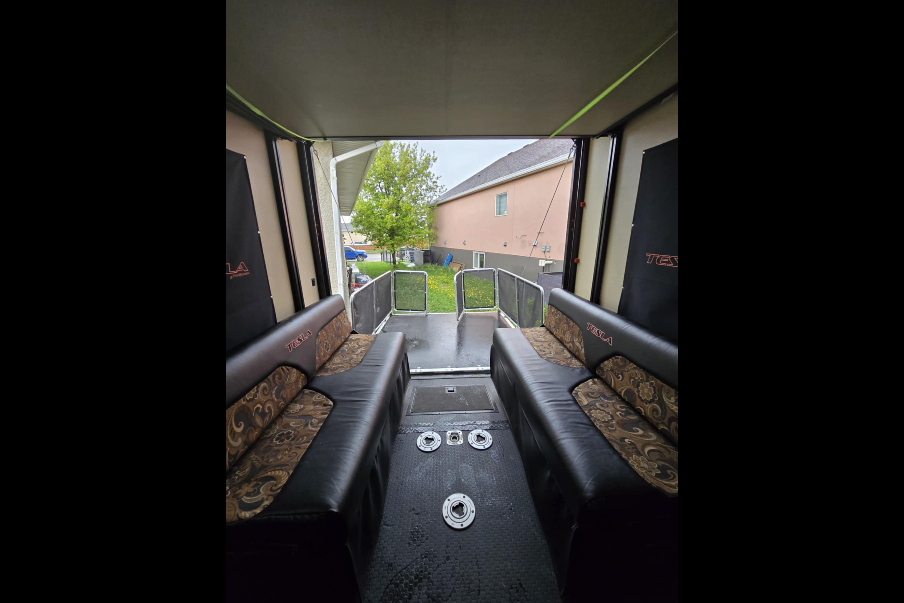 Dustin's Evergreen Tesla Fifth Wheel