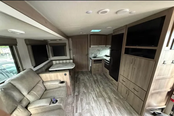 Available MAY LONG - Jaelynn's Grand Design Image Travel Trailer