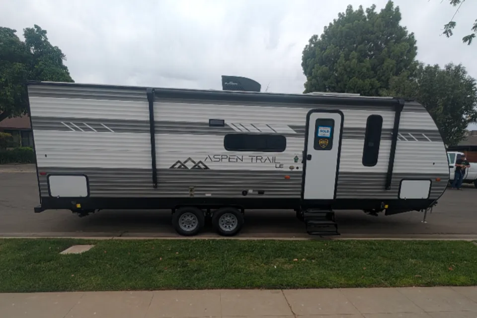 Andrea's Dutchmen Aspen Travel Trailer