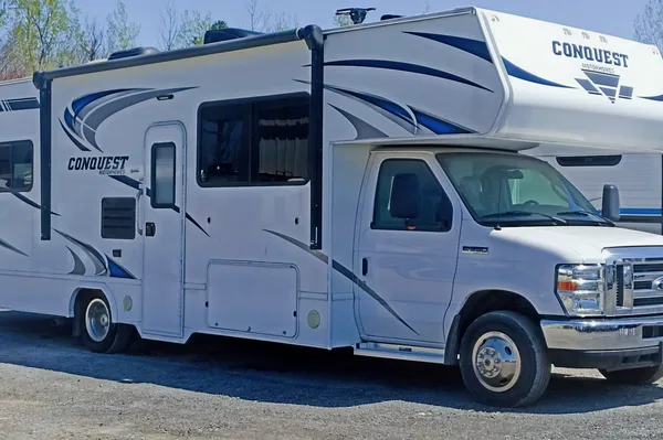 Gulf Stream Conquest 2017 (29 pi)