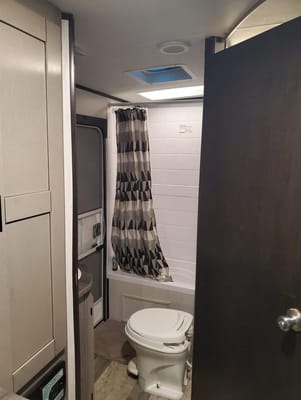 Kip's Forest River Mallard m312 Travel Trailer