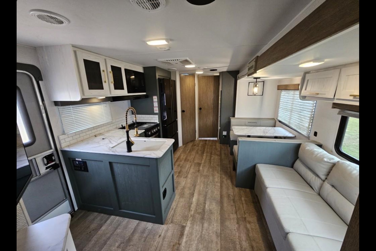 2 Bedroom 1.5 Bath Eddie Bauer Luxury