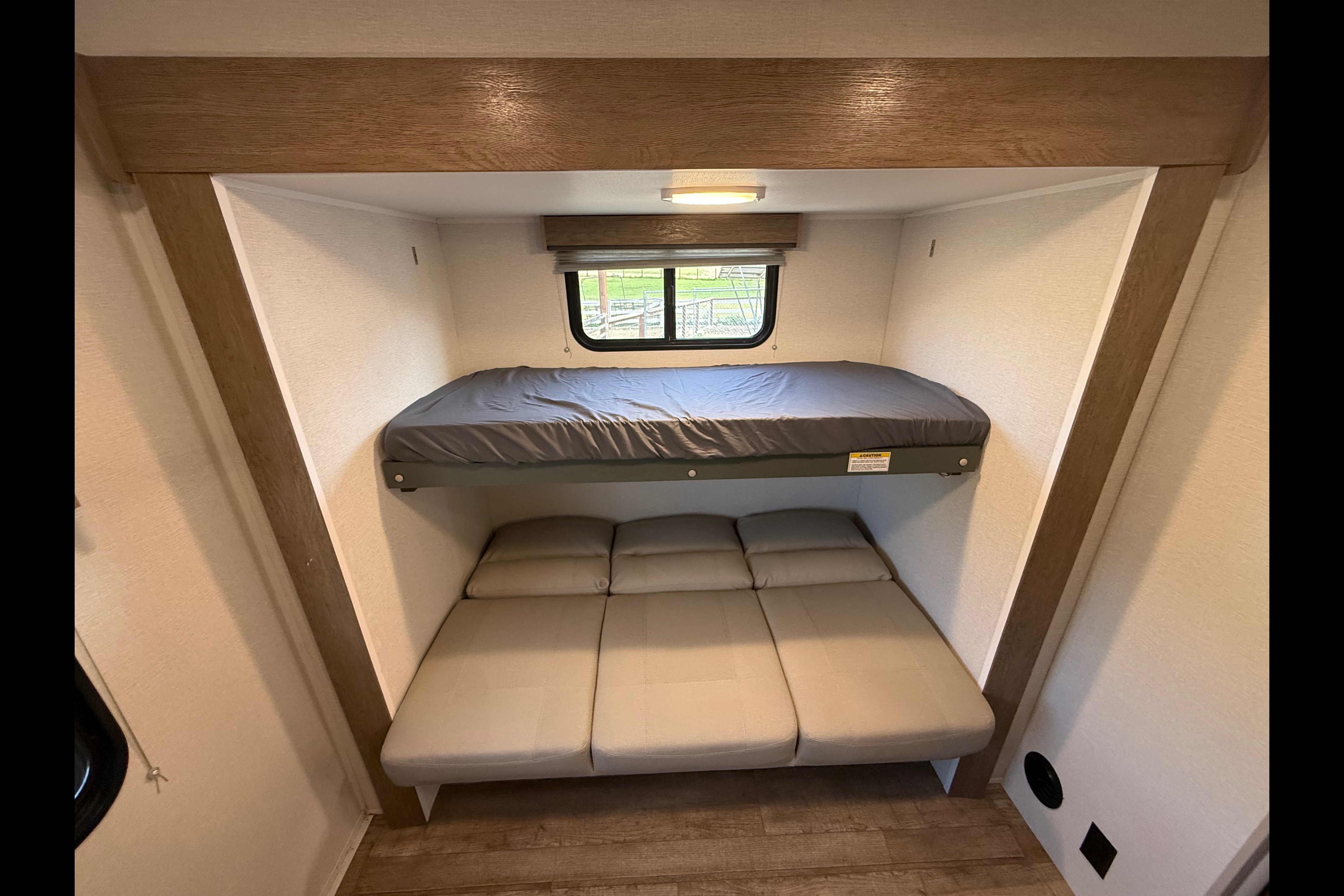 2 Bedroom 1.5 Bath Eddie Bauer Luxury