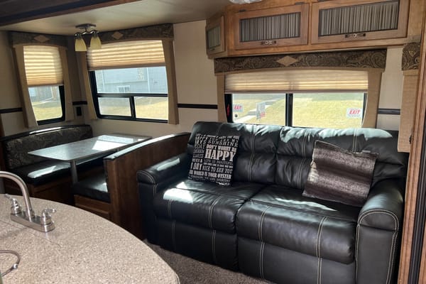 Kevin's Western Country RB26 Travel Trailer