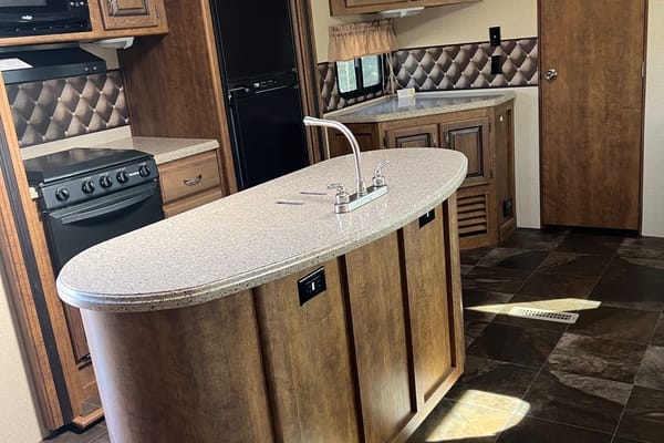 Kevin's Western Country RB26 Travel Trailer