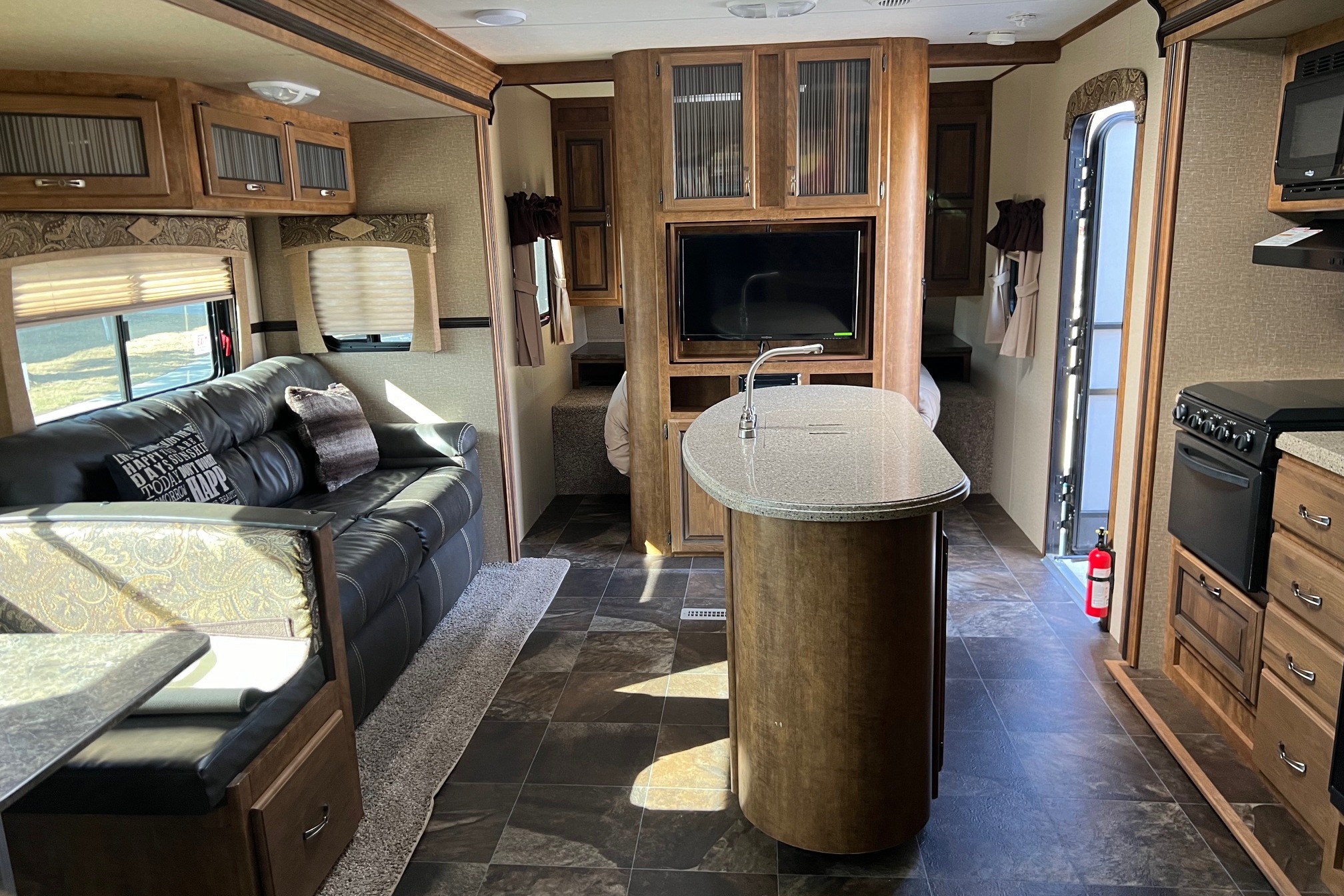 Kevin's Western Country RB26 Travel Trailer