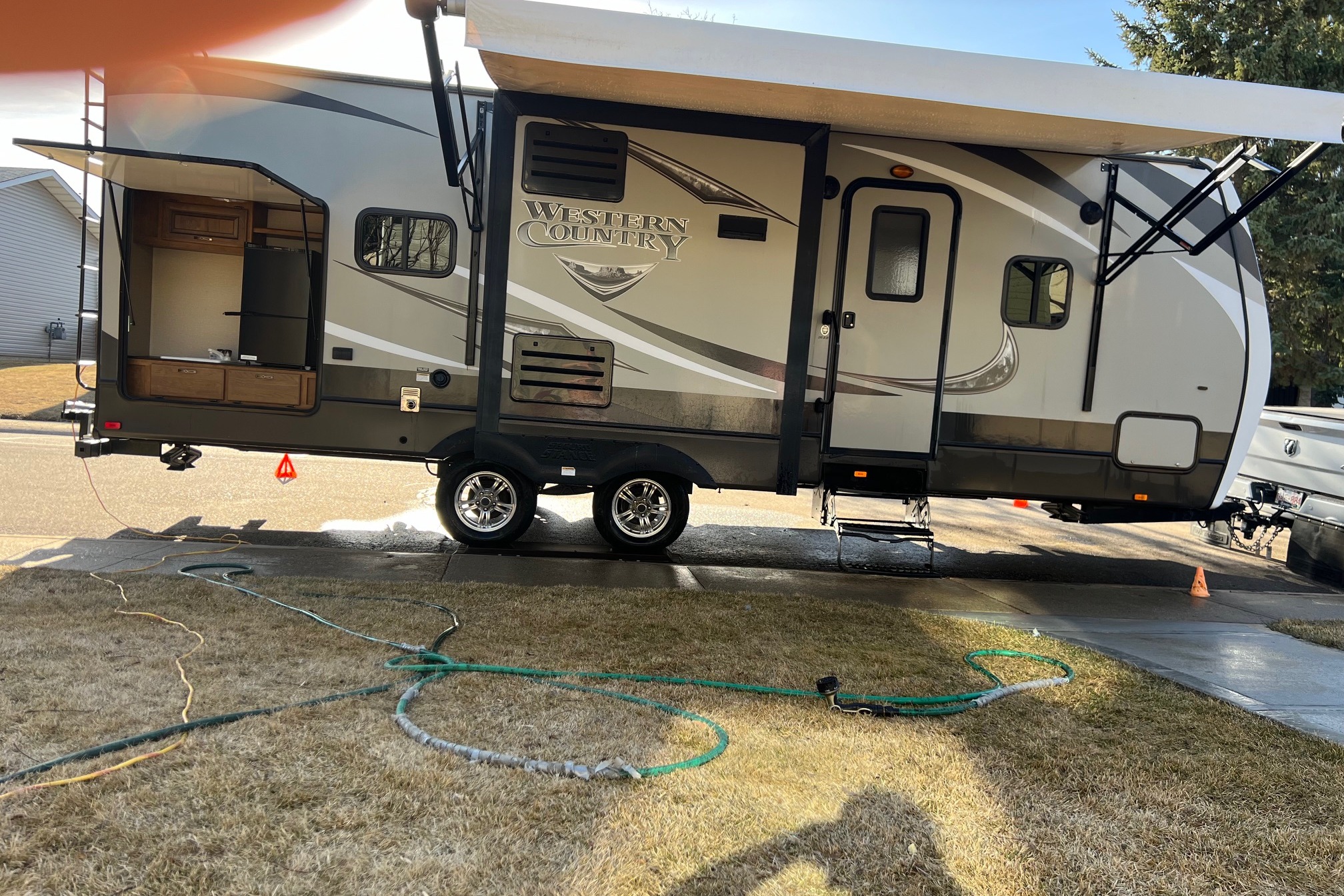 Kevin's Western Country RB26 Travel Trailer