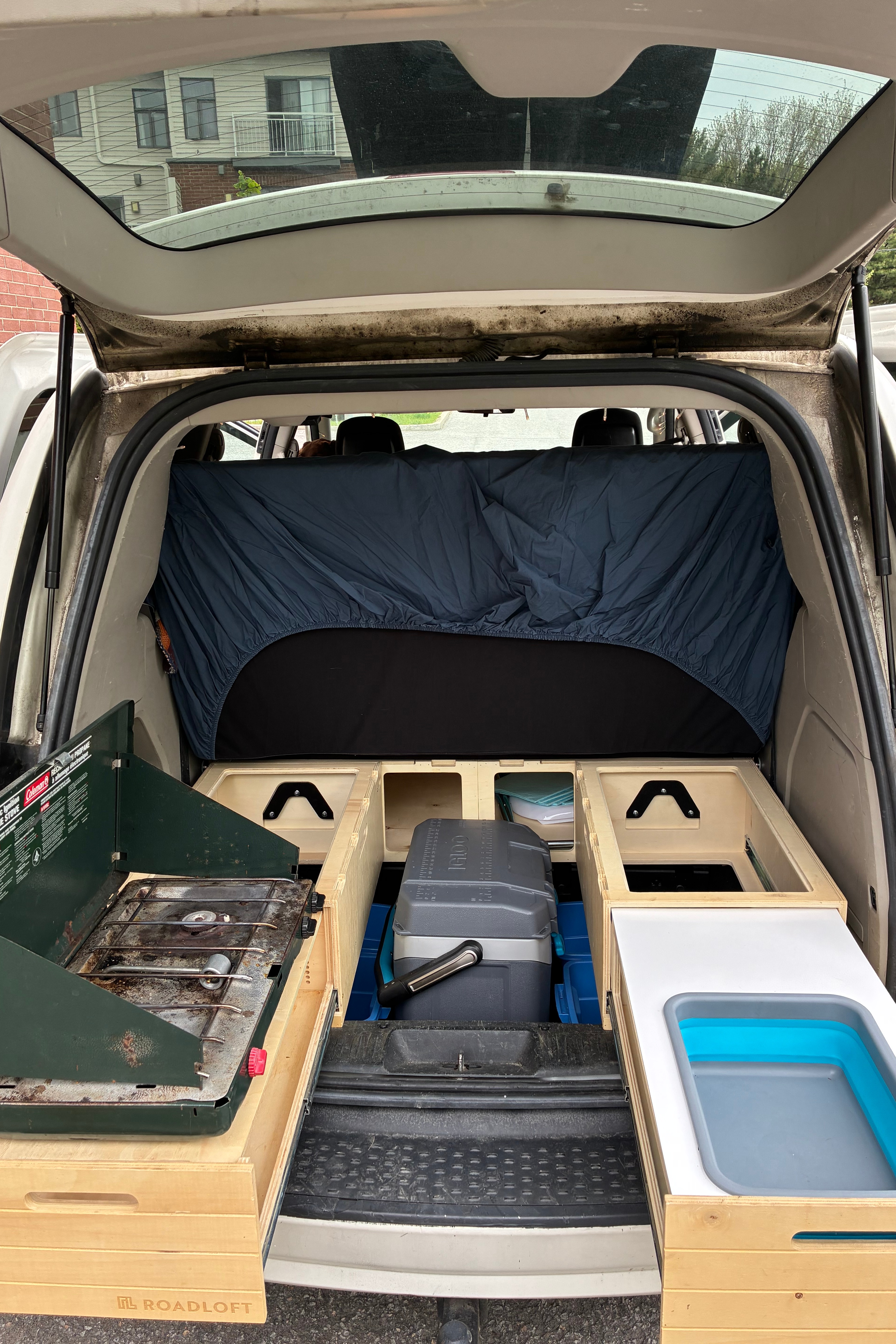 Vincent Dodge Caravan Campervan
