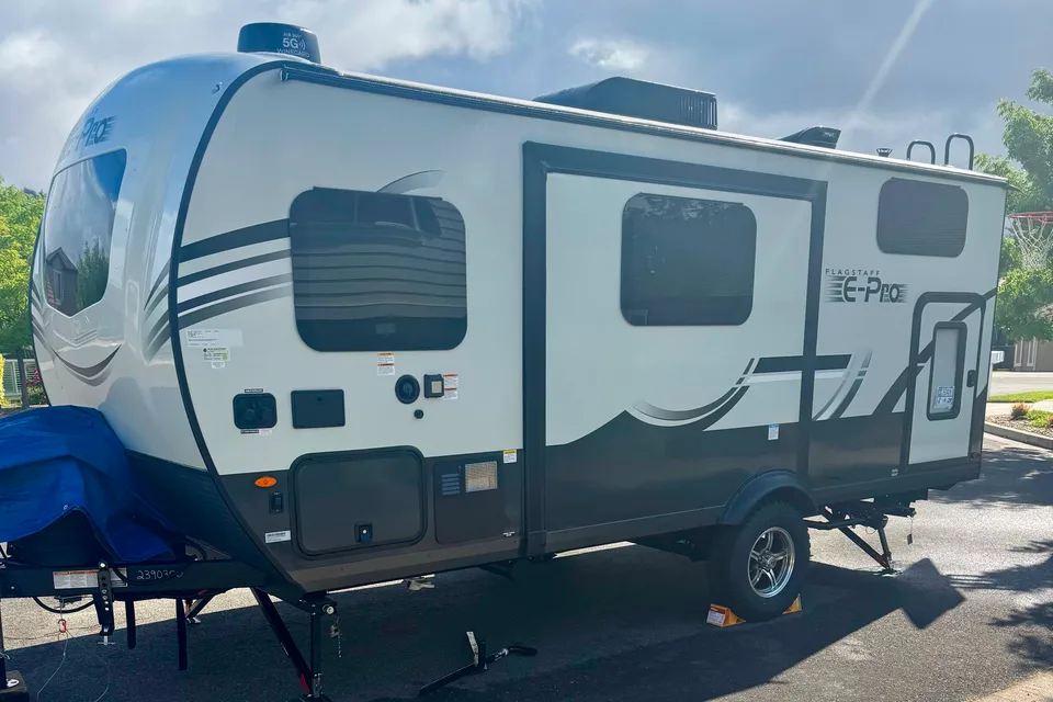 Adventure Ready Flagstaff E-Pro 20BHS