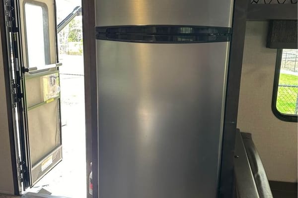 KZ Sportsmen 261 BHKLE Travel Trailer