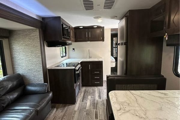 KZ Sportsmen 261 BHKLE Travel Trailer