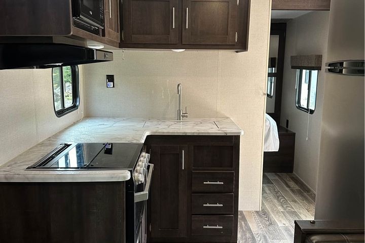 KZ Sportsmen 261 BHKLE Travel Trailer