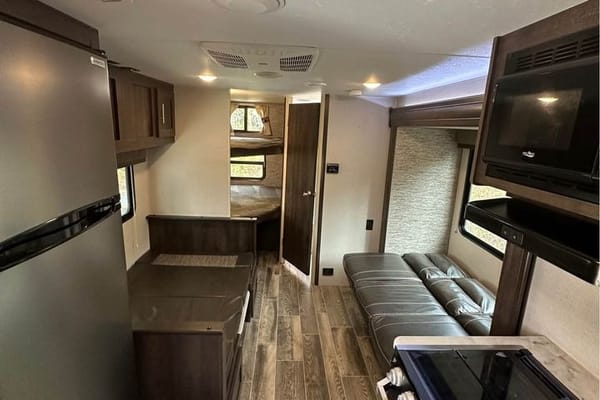 KZ Sportsmen 261 BHKLE Travel Trailer