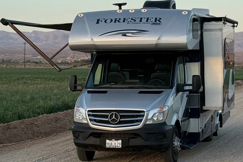 Forest River Mercedes-Benz Class C