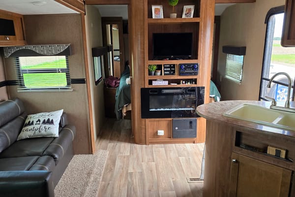 RV There Yet ? Dutchmen Aspen Trail Travel Trailer