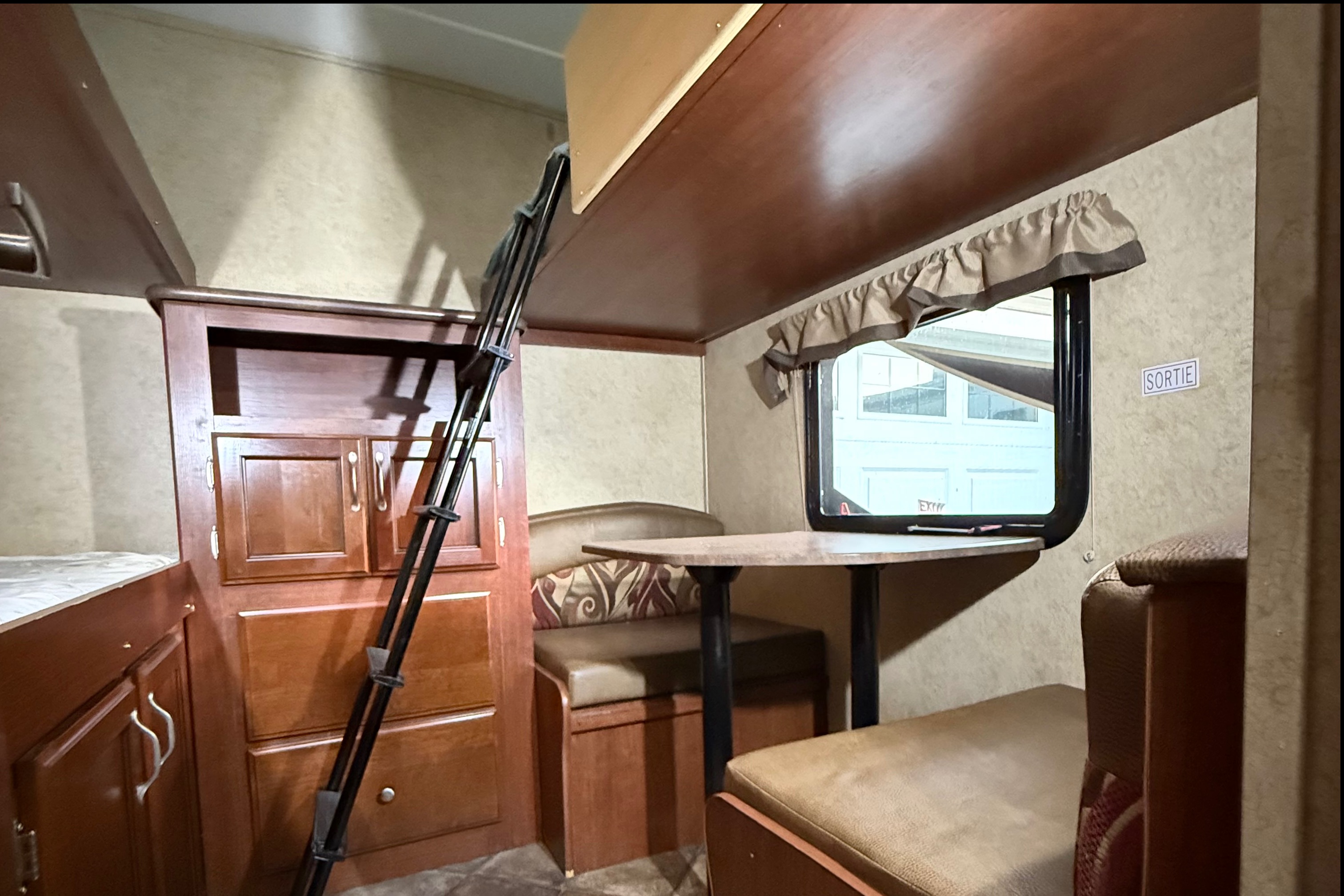 Daffodil Rv