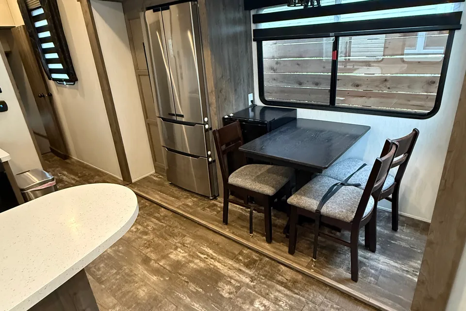 Bruno's Forest River sabre Fifth Wheel
