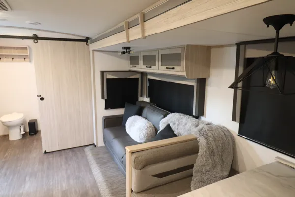 Luxury Twilight 2620 Travel Trailer – Private Queen Suite + Slide-Out