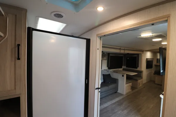 Luxury Twilight 2620 Travel Trailer – Private Queen Suite + Slide-Out