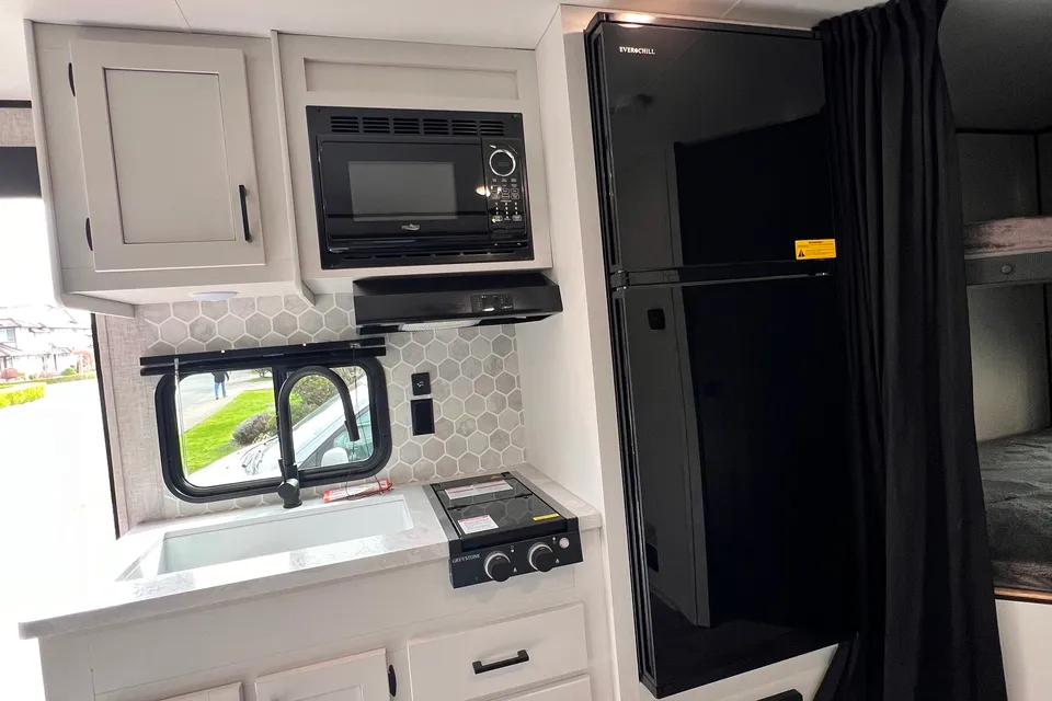 Yang's 2024 Open Range 188BH Travel Trailer