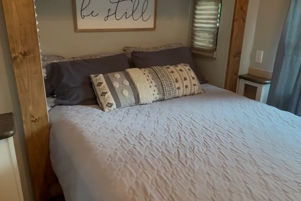 RV Helicarrier (Luxury Family Adventure RV)
